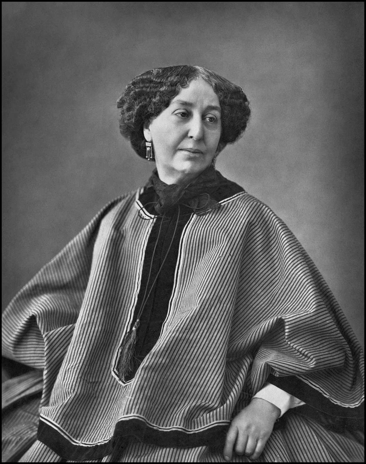 https://www.beyondmag.jp/wp-content/uploads/2021/08/181-1024px-George_Sand_by_Nadar_1864.jpg