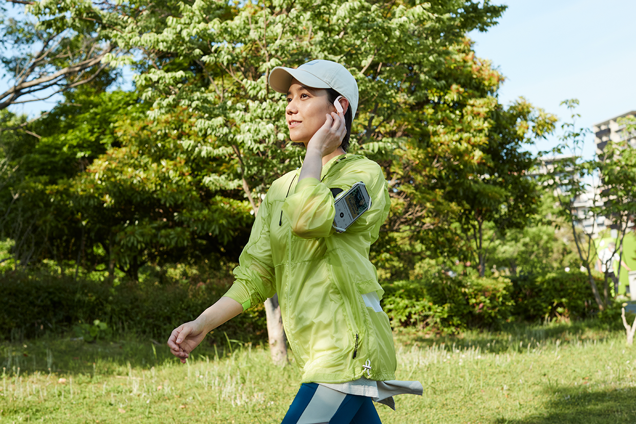 https://www.beyondmag.jp/wp-content/uploads/2022/06/4_walking.png
