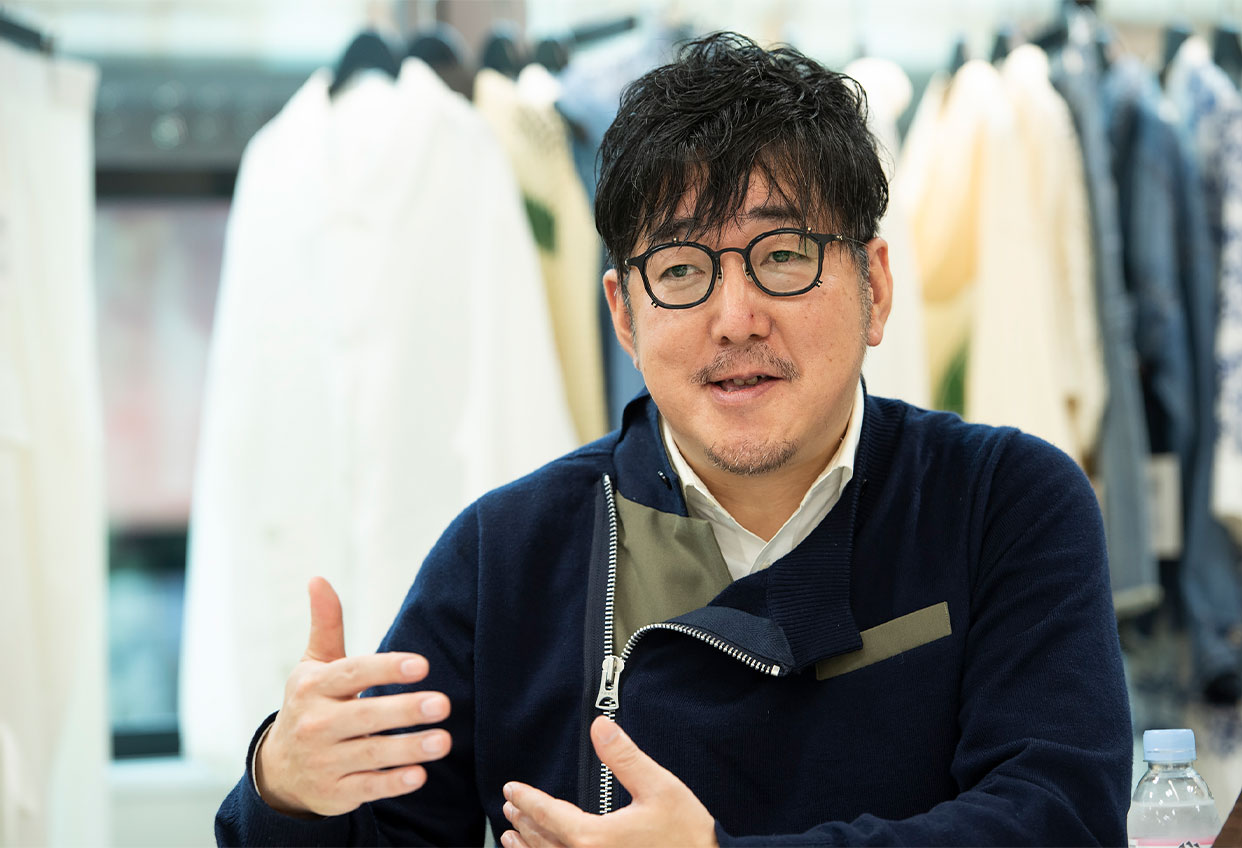 https://www.beyondmag.jp/wp-content/uploads/2022/10/599-02_★_BYD4435.jpg