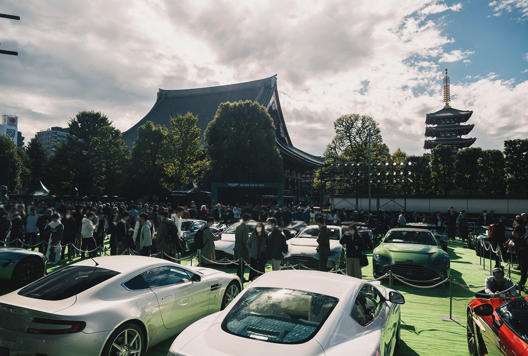 https://www.beyondmag.jp/wp-content/uploads/2024/01/836_231221_Aston_Martin_02.jpg