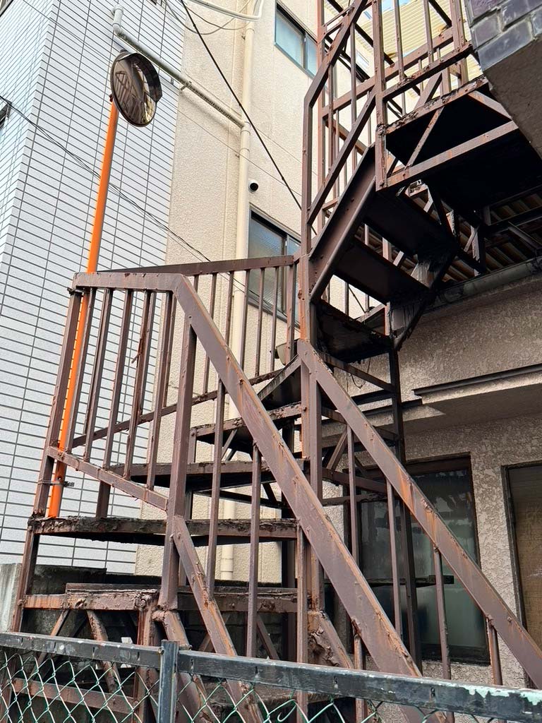 https://www.beyondmag.jp/wp-content/uploads/2024/12/1006_171119FD-714A-437B-802D-F320C876BF57_1_105_c.jpg