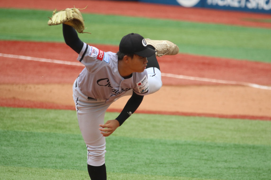 https://www.beyondmag.jp/wp-content/uploads/2025/10/1153_ベイスターズカップ中本牧_先発イオリ.jpg