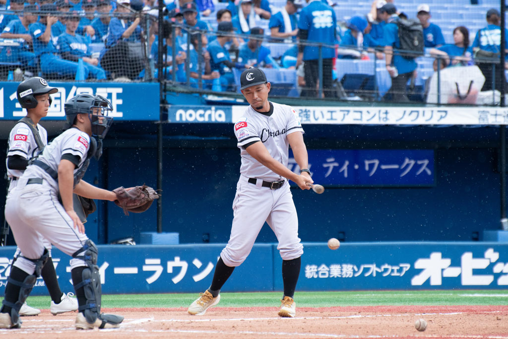 https://www.beyondmag.jp/wp-content/uploads/2025/10/1153_ベイスターズカップ中本牧_阪口監督.jpg